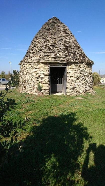 Petite Maison En Pierre Au Coeur Du Perigord Noir Salignac Eyvigues Exteriör bild