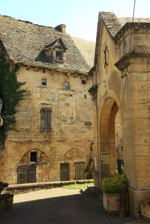 Petite Maison En Pierre Au Coeur Du Perigord Noir Salignac Eyvigues Exteriör bild