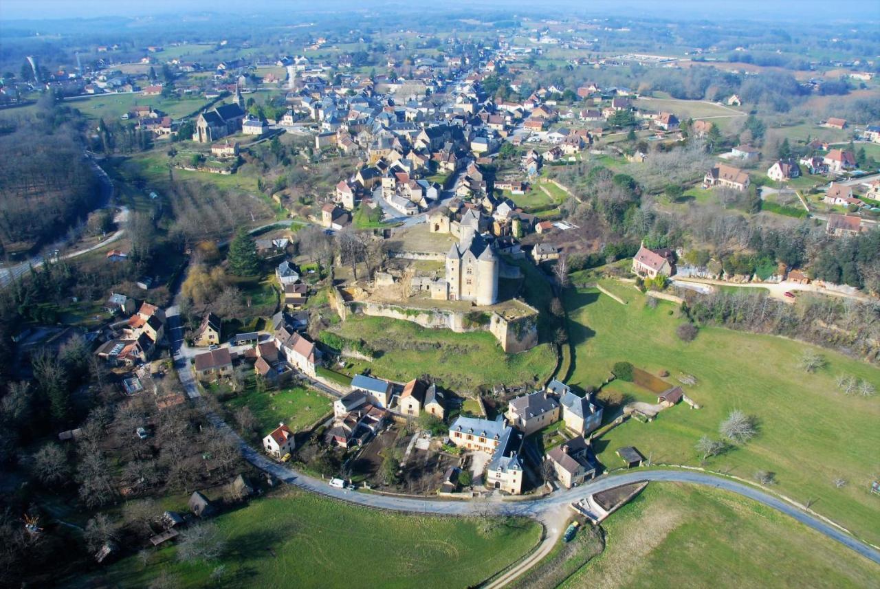Petite Maison En Pierre Au Coeur Du Perigord Noir Salignac Eyvigues Exteriör bild