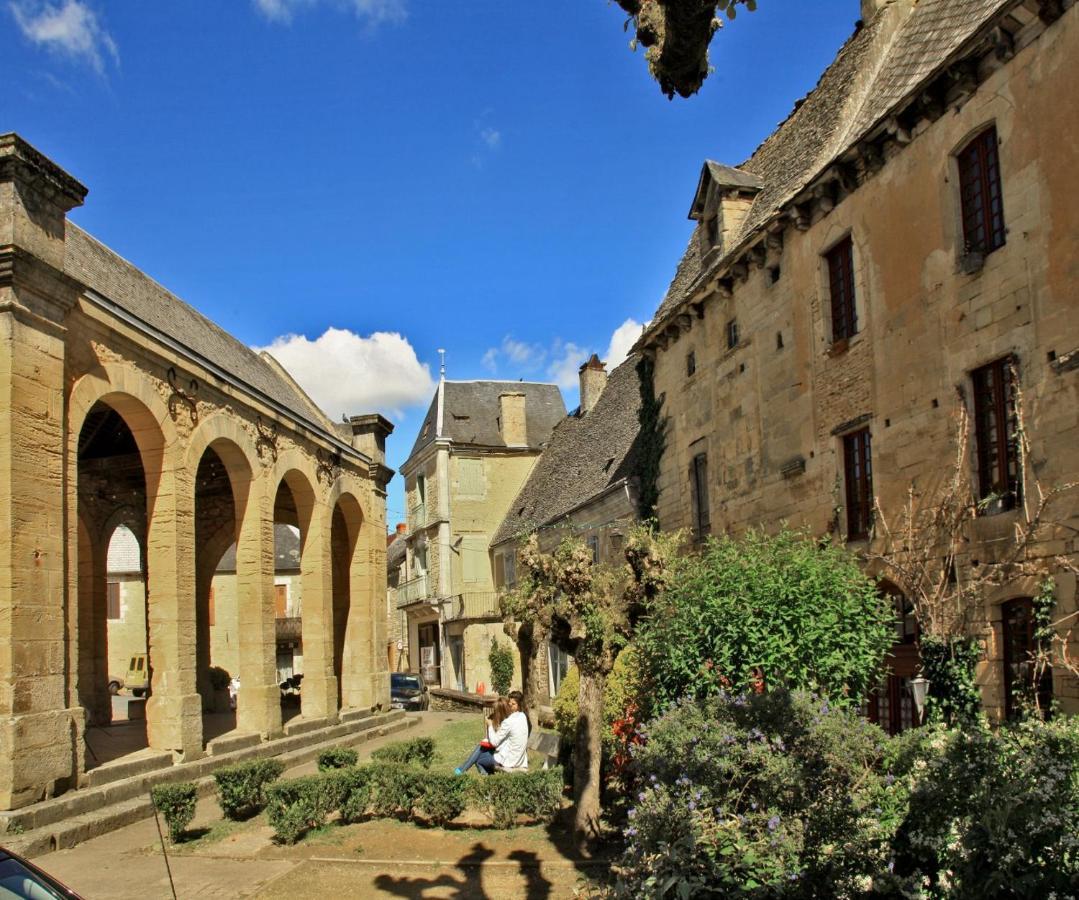 Petite Maison En Pierre Au Coeur Du Perigord Noir Salignac Eyvigues Exteriör bild