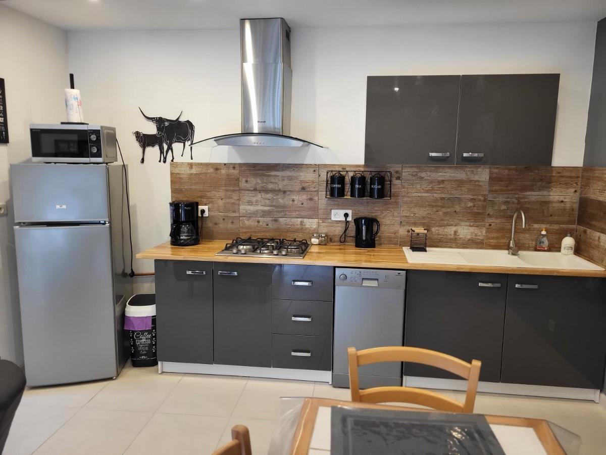 Petite Maison En Pierre Au Coeur Du Perigord Noir Salignac Eyvigues Exteriör bild